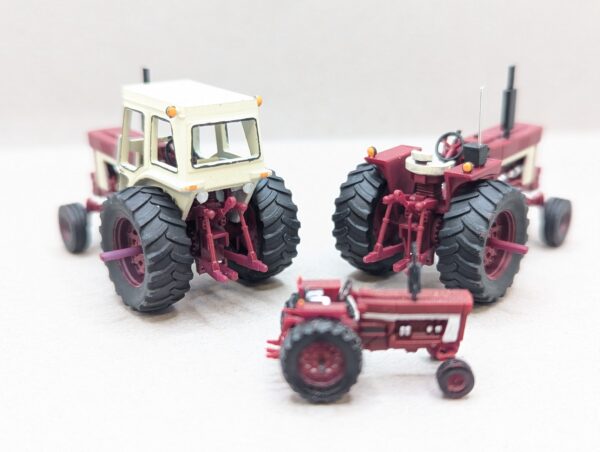 HO Scale Red 66 Series Tractors All rops Versions