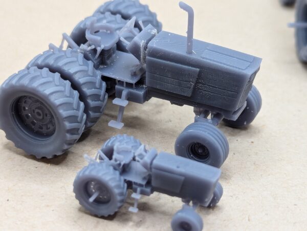 HO Scale Red 88 Series Tractors all Versions