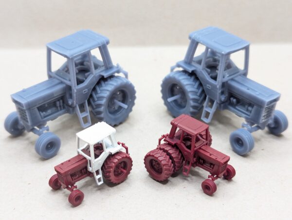 HO Scale Red 86 Series Tractors all Versions