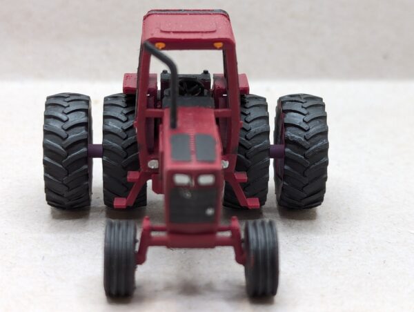 HO Scale Red 88 Tractors Wide Front with Duals