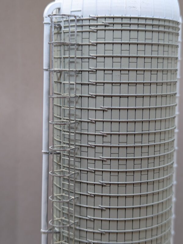 HO-scale-Modern Stave 16'x55' Silo