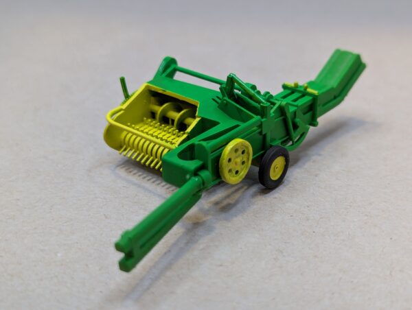 PXL_20260312_014853131 HO Scale Green 14T Baler