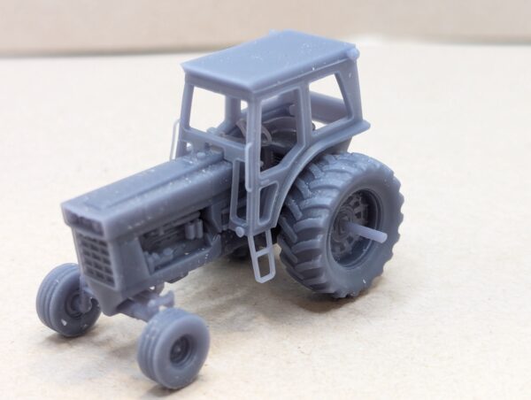 HO Scale Red 66 Series Tractors All Cab Versions