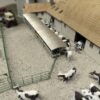 HO Covered Feed Bunk with Auger